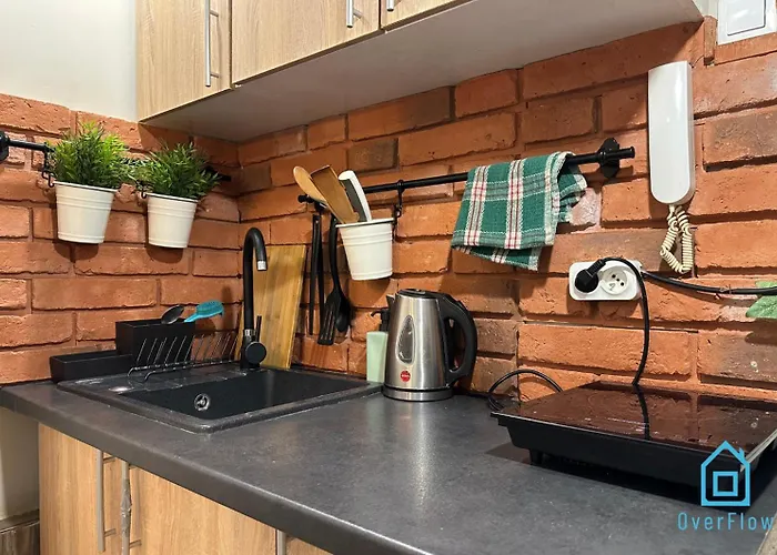 Spacious Room - Peaceful Retreat, 2 Minutes To Gdansk Old Town