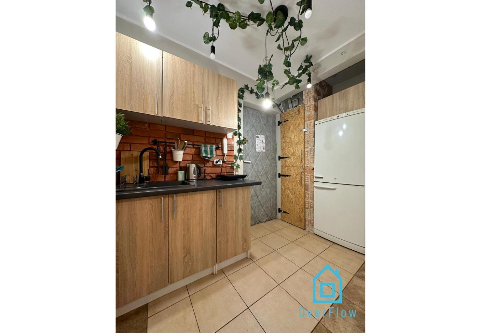 Spacious - Peaceful Retreat, 2 Minutes To Old Town *